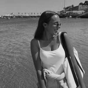 Meet your Posher, Veronica